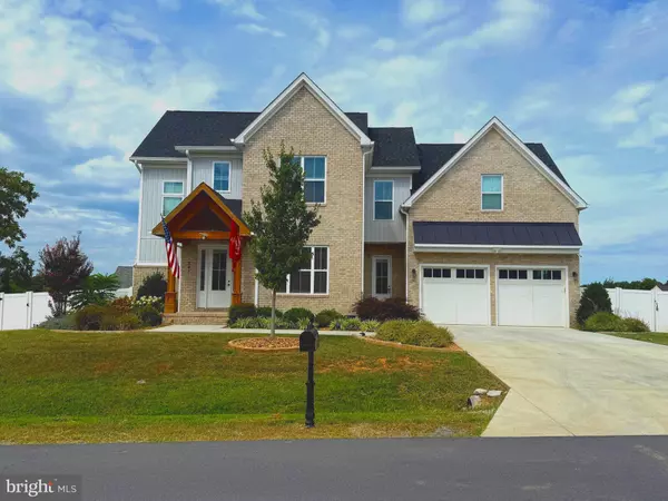 347 MOONSTONE DR, Kearneysville, WV 25430