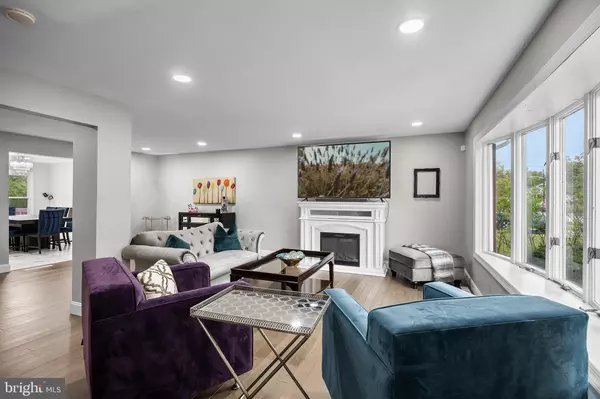 Burlington, NJ 08016,9 ROSE LN