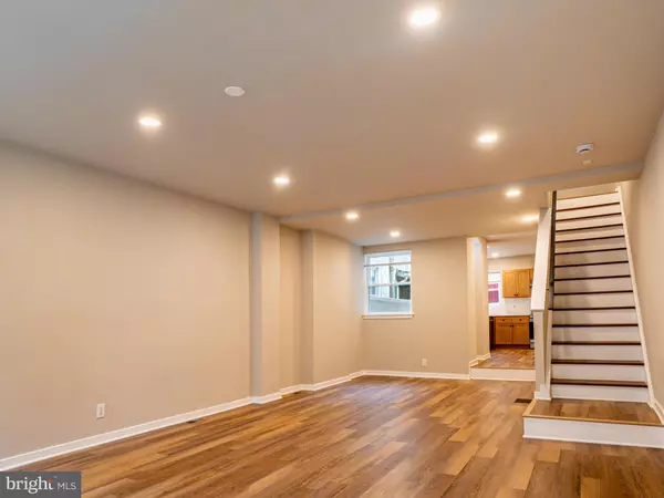 Philadelphia, PA 19123,161 BROWN ST