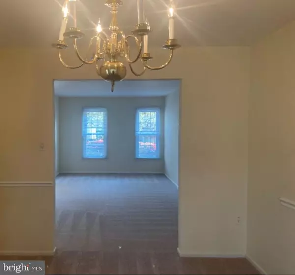 Vienna, VA 22180,222 COMMONS DR NW