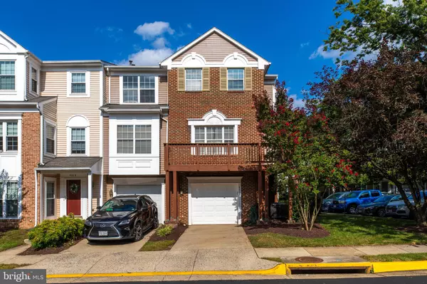 Fairfax, VA 22030,4311 CHARIOT CT #122