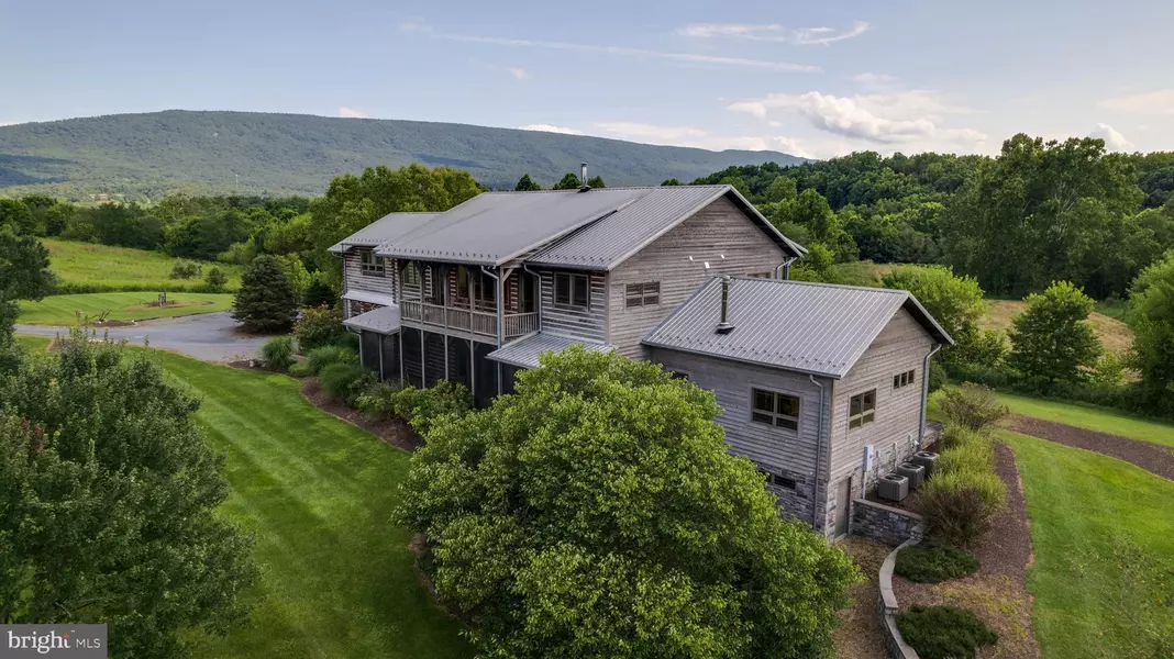 500 LOG CABIN LN, New Market, VA 22844