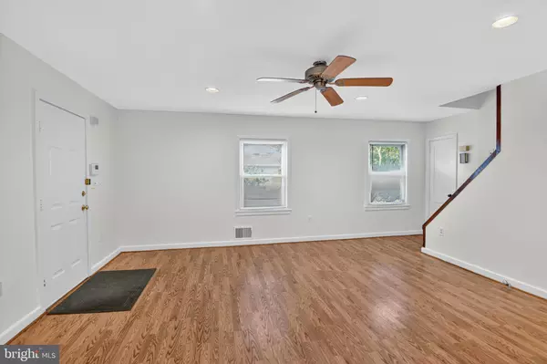 Brentwood, MD 20722,3700 WEBSTER ST