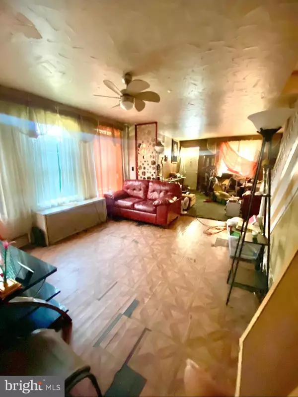 Trenton, NJ 08611,27--29-31 KELSEY