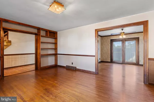 Fairless Hills, PA 19030,508 FAIRHURST RD