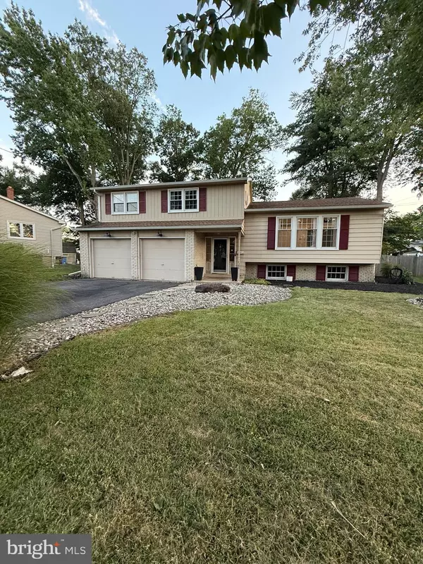Cherry Hill, NJ 08003,1104 WILLOWDALE DR