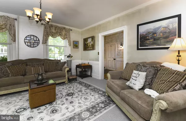 Newark, DE 19702,29 E MAIN ST