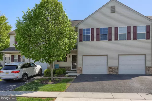 111 N VILLAGE CIR L-0119, Palmyra, PA 17078