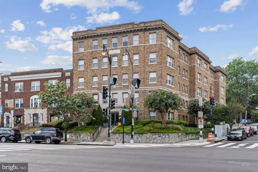 3446 CONNECTICUT AVE NW #203, Washington, DC 20008