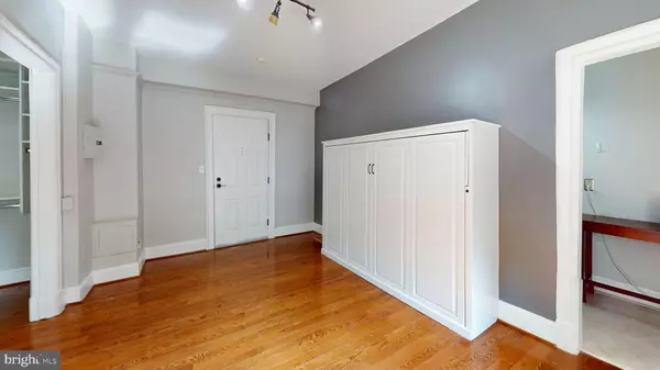 Washington, DC 20008,3446 CONNECTICUT AVE NW #203