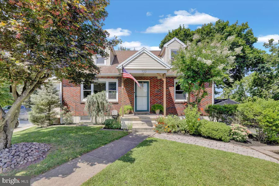 722 JEFFERSON ST, Birdsboro, PA 19508