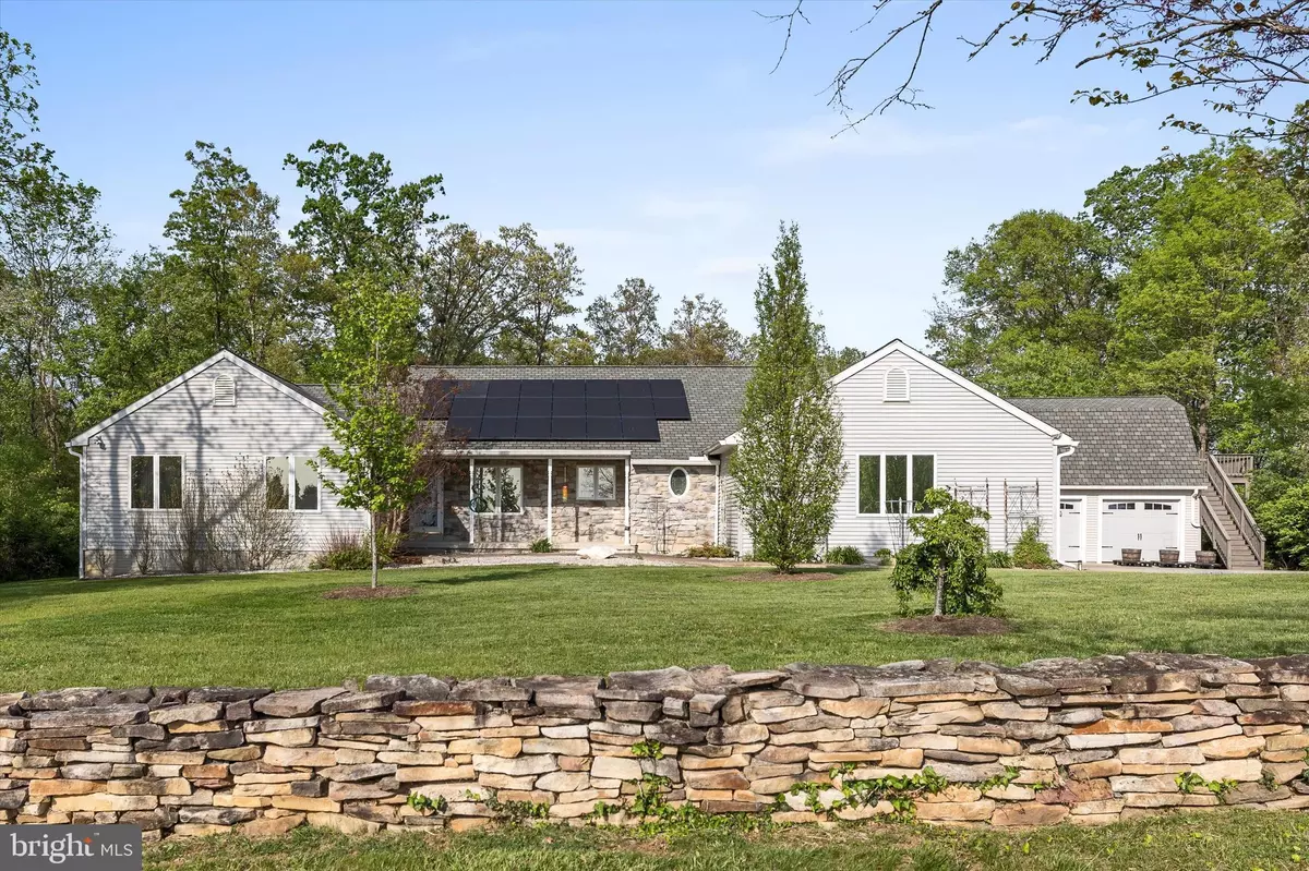 Summit Point, WV 25446,76 GRUBER RD