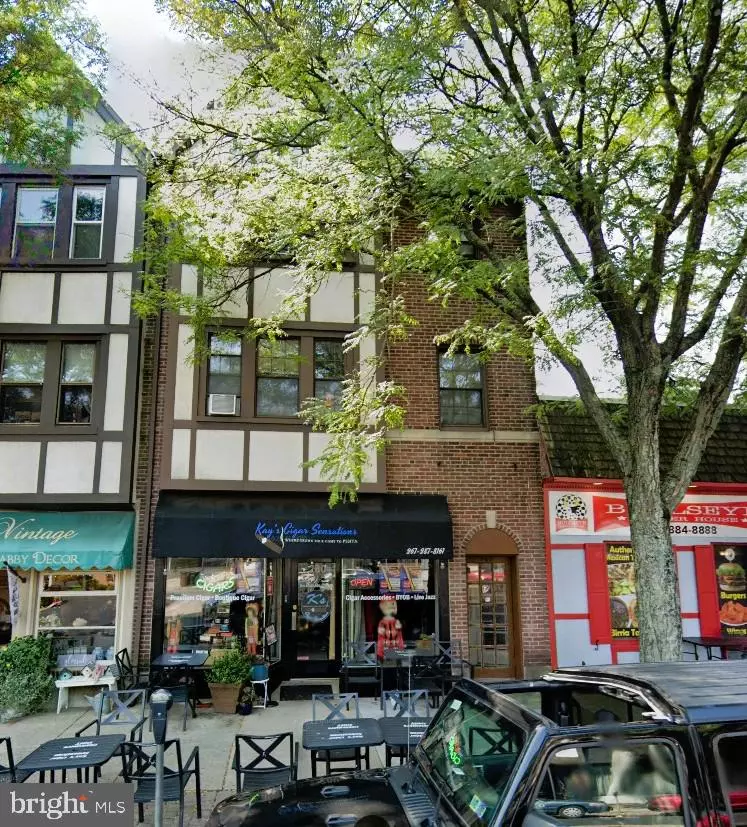 Glenside, PA 19038,278 N KESWICK AVE #3A
