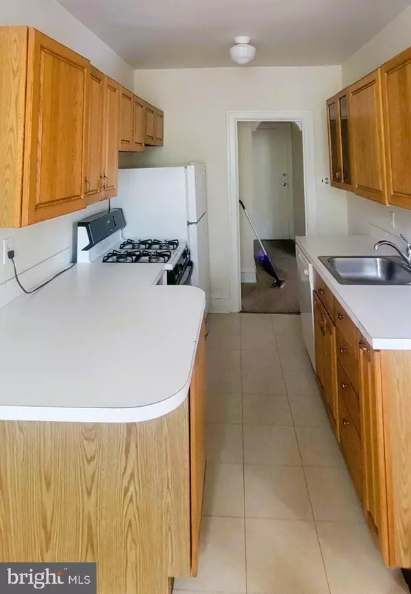 Glenside, PA 19038,278 N KESWICK AVE #3A