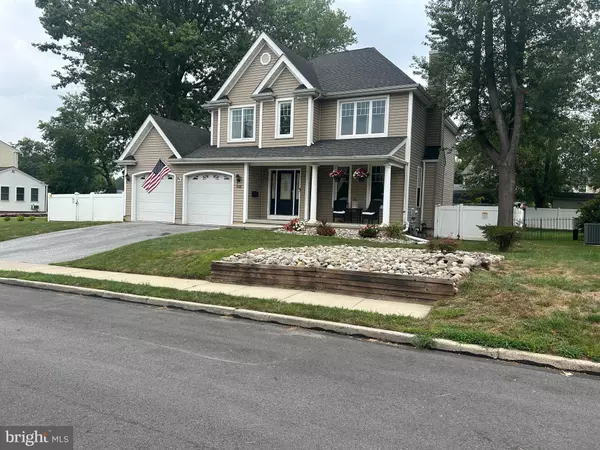 Folsom, PA 19033,1025 9TH AVE