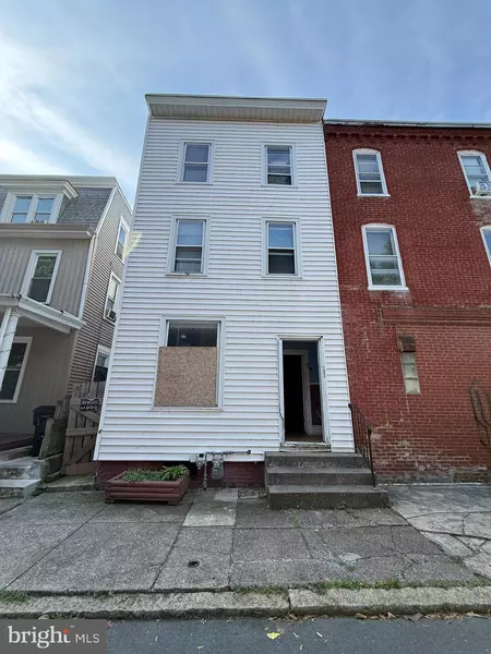 1603 HUNTER ST, Harrisburg, PA 17104