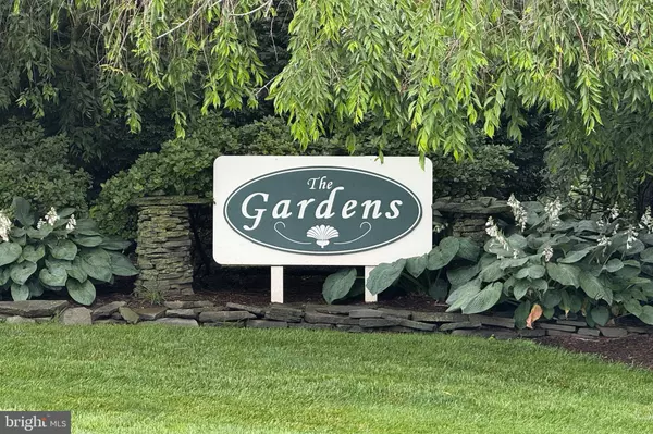 Avondale, PA 19311,7 CAITLYN CT