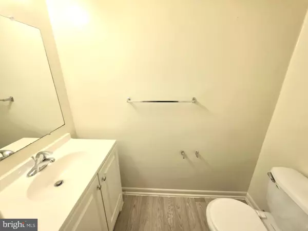 Columbia, MD 21045,5393 WHITE MANE