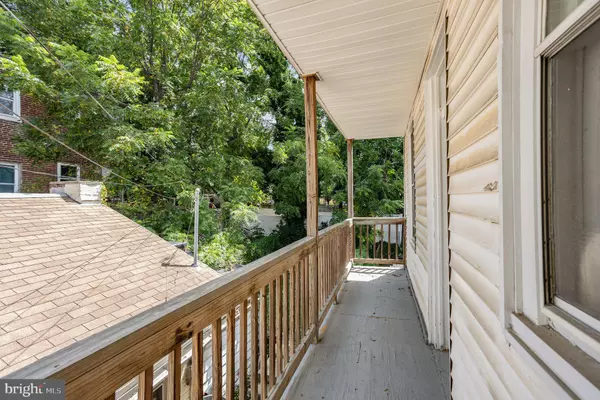 York, PA 17403,652 E MARKET ST