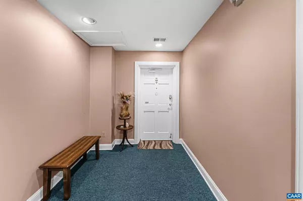 Charlottesville, VA 22901,1325 BRANCHLANDS DR #D