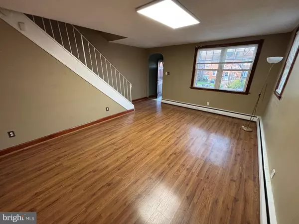 Philadelphia, PA 19152,1806 BENSON ST