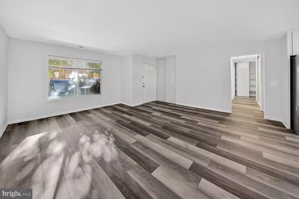 Silver Spring, MD 20906,14507 ELMHAN CT #182-B