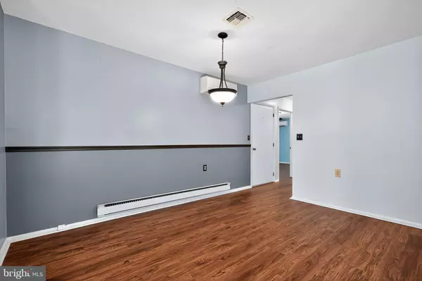 Southampton, NJ 08088,27 CHELSEA PL