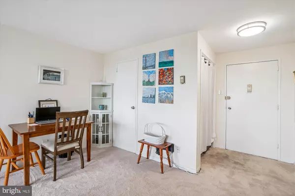 Silver Spring, MD 20910,1900 LYTTONSVILLE RD #1308