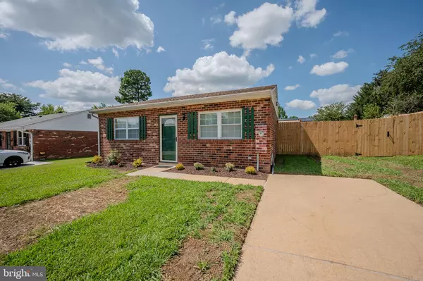4 KEATS CT, Newark, DE 19702