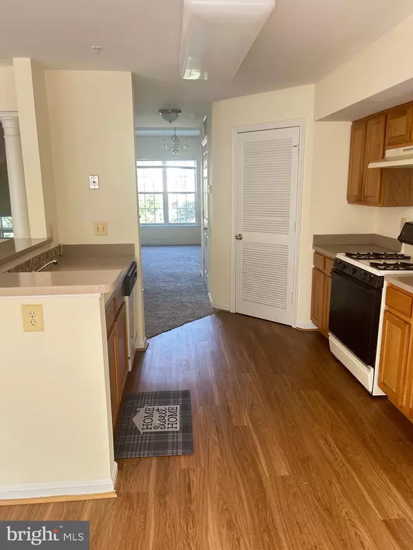 Bowie, MD 20721,1505 POST OAK DR #35