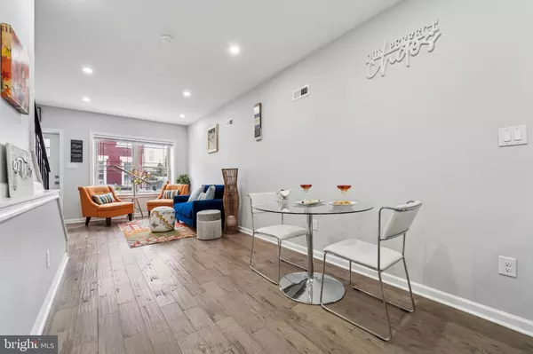 Philadelphia, PA 19145,2124 FERNON ST