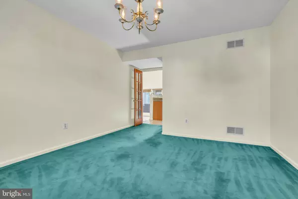 Yardley, PA 19067,503 JENNY DR