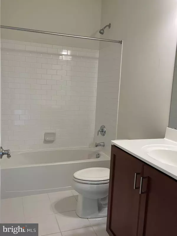 King Of Prussia, PA 19406,905 LAKEVIEW CT #905