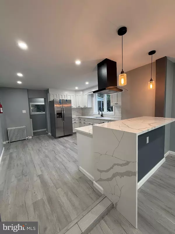 83 QUALITY RD, Hazle Township, PA 18202