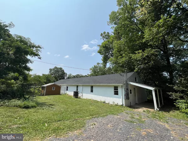 Falling Waters, WV 25419,29 29B STEHLEY LN
