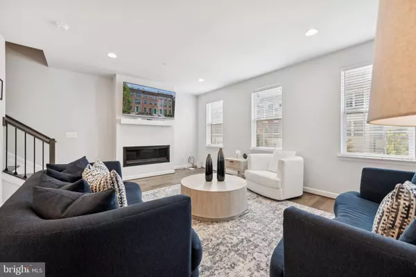 Oxon Hill, MD 20745,607 SKIFF WAY