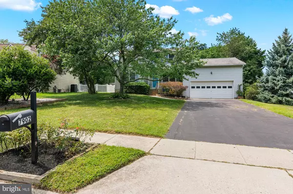 Severn, MD 21144,7902 RED GLOBE CT