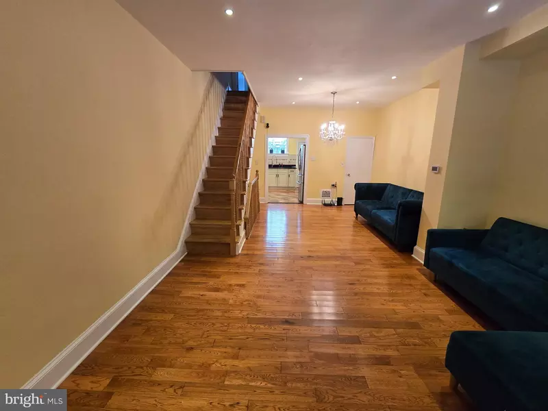 2251 S HEMBERGER ST, Philadelphia, PA 19145