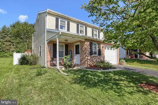 Ephrata, PA 17522,214 LINDA TER