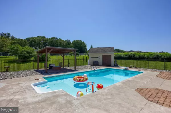 Pine Grove, PA 17963,519 BIRDS HILL RD