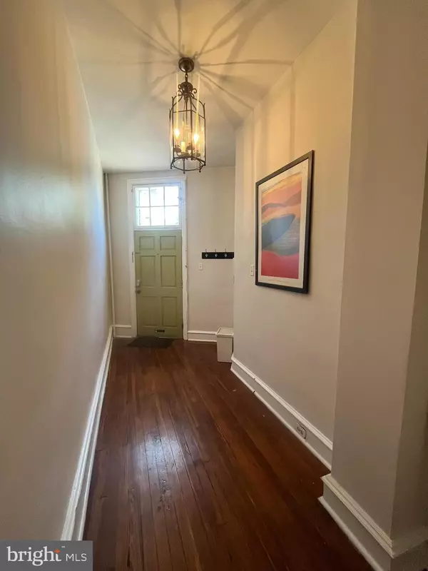 Philadelphia, PA 19119,6751 GERMANTOWN AVE #2