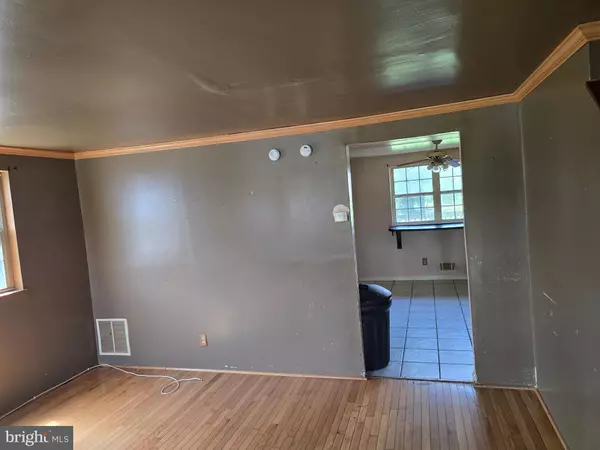 Baltimore, MD 21239,5102 HILLEN RD