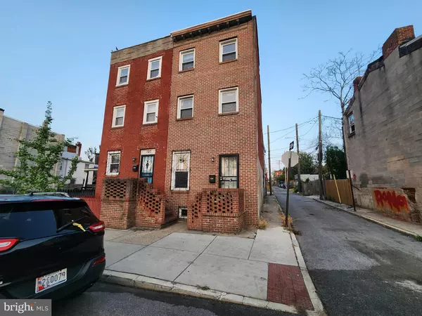118 S CAREY ST, Baltimore, MD 21223