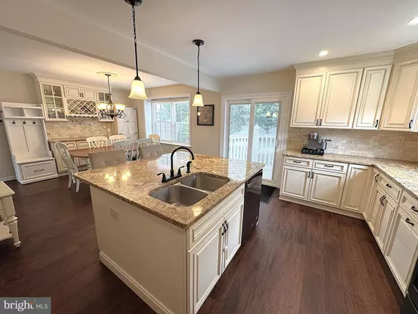 Sewell, NJ 08080,9 LANGLEY DR
