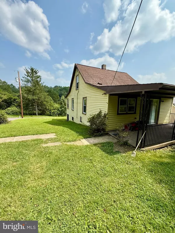 Cumberland, MD 21502,11919 AMHERST AVE NE