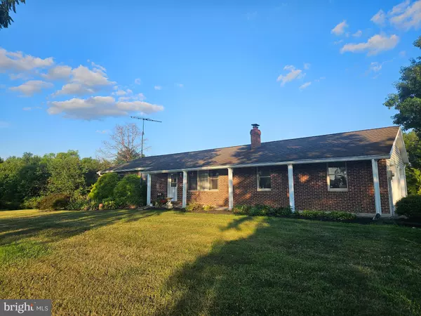 4184 HANOVER RD, Hanover, PA 17331