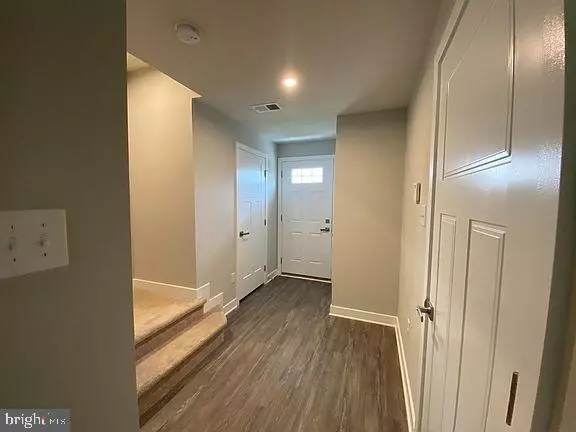 Sewell, NJ 08080,2 SPARROW CIR