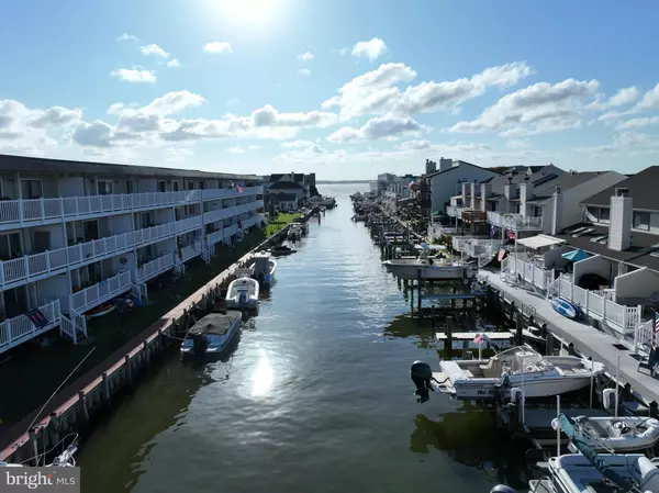 Ocean City, MD 21842,714 MOORING RD #C304