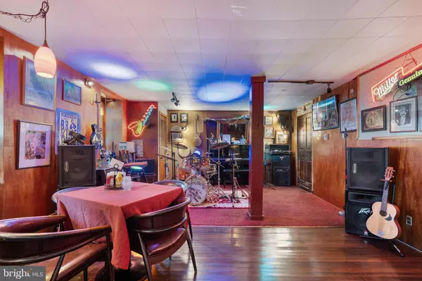 Quakertown, PA 18951,625 OLD BETHLEHEM RD