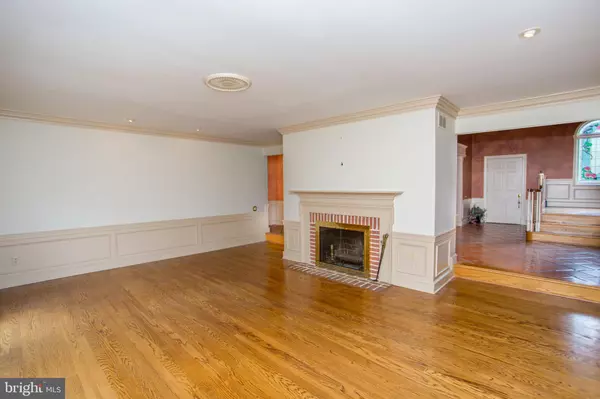 Doylestown, PA 18901,32 HIBISCUS CT